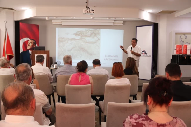 BUMİAD'da İznik'in tarihi konuşuldu