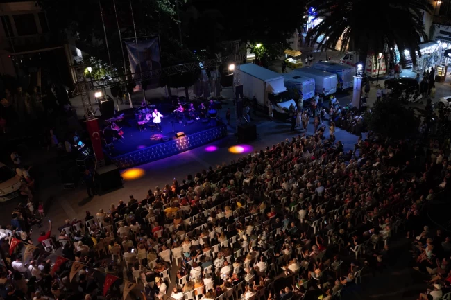 Dünya Müzik Günü Çeşme'de kutlandı