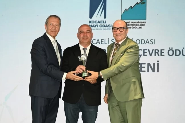 Kocaeli Büyükşehir'e 'dip çamuru'ndan çevre onuru