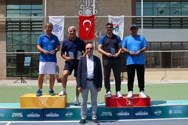 Konya Selçuklu'da tenis şöleni