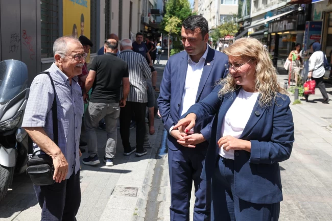 İstanbul Bakırköy'ün yolları yenileniyor