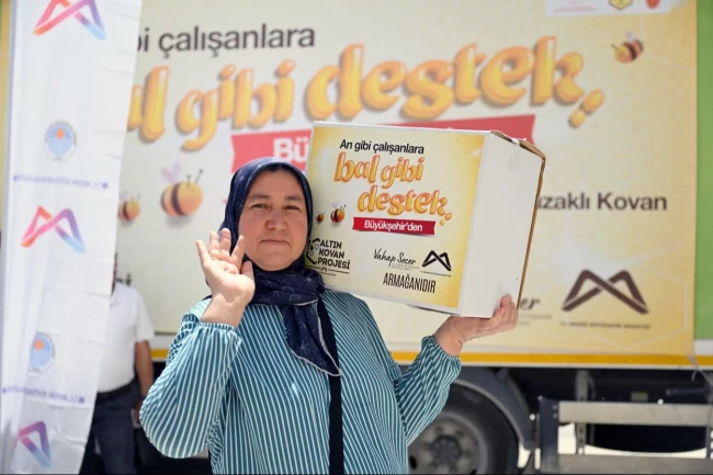Mersin Büyükşehir'den arıcılara "Bal Gibi" destek