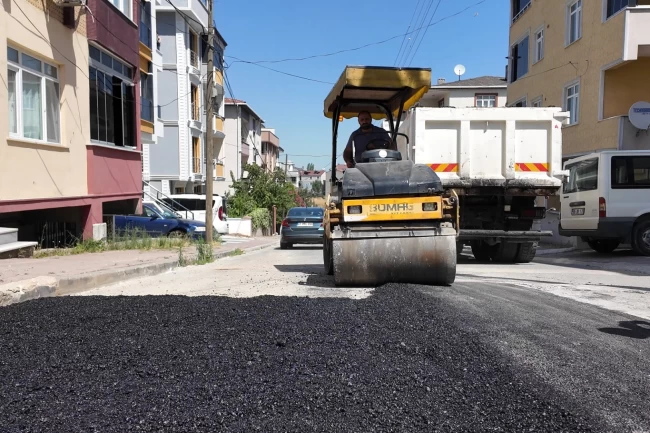 Kocaeli Çayırova'da üst yapı çalışmaları devam ediyor