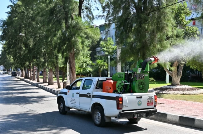 Manisa'da haşerelere geçit yok