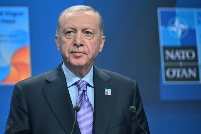 Erdoğan'ın Hollanda dönüşü mesajları: Savunma, barış ve terörle mücadele