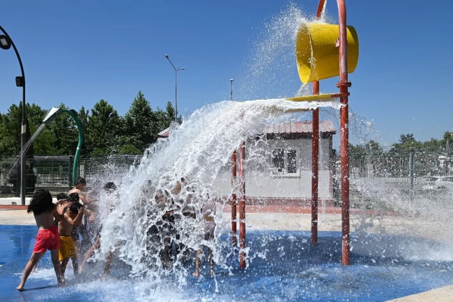 Manisa'da Fresh Park çocukların gözdesi oldu