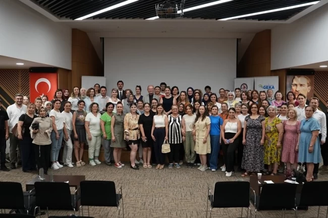 Denizli'de kadın girişimciler "E-Ticaret" ile güçleniyor