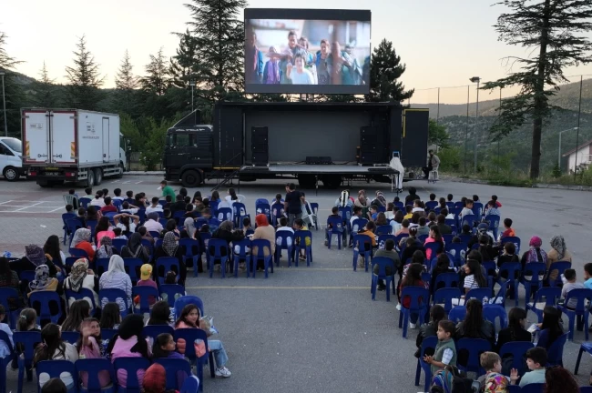 Konya'nın 101 noktasında yaz akşamlarına sinema büyüsü