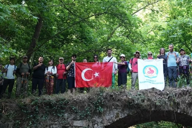 Denizlililer doğada nefes aldı