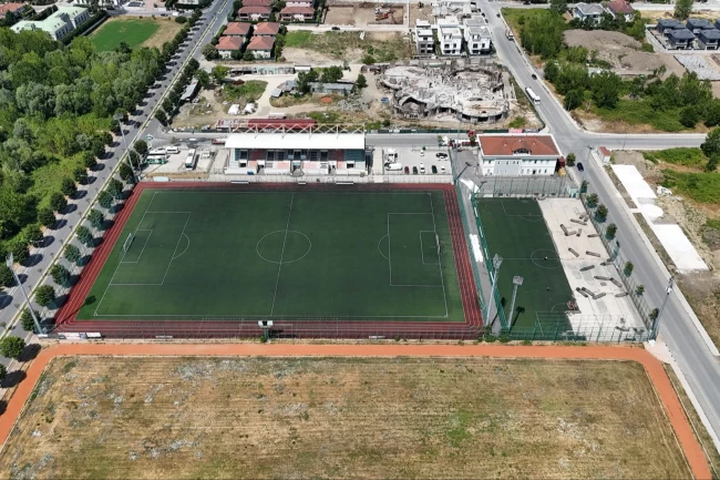 Sakarya'nın en büyük futbol tesisi yenileniyor