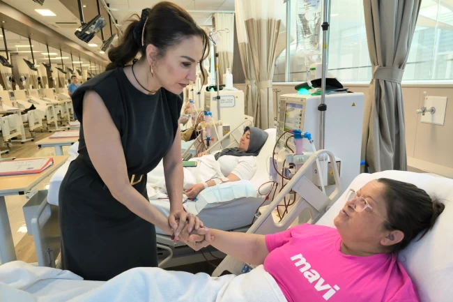 Diyaliz hastalarına Eylem Şenkal morali