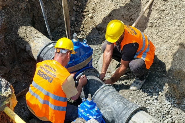 Sakarya Büyükşehir'den Erenler'e temiz su atağı