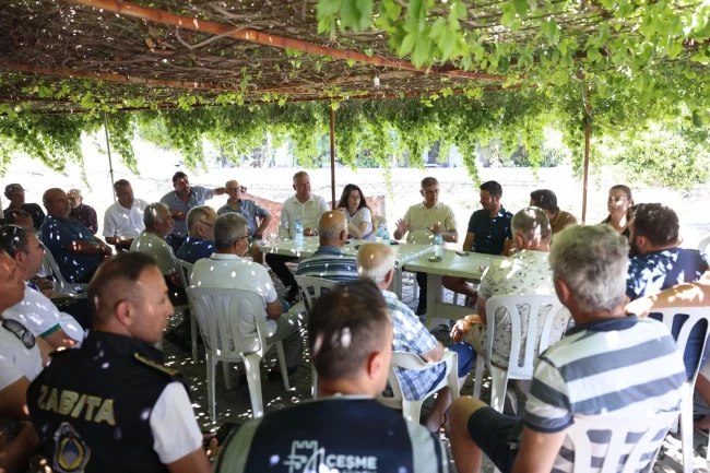 İzmir'de Başkan Tugay'dan yangınzedelere destek ziyareti