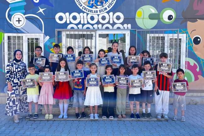 Bursa Gürsu'da minik ustalar sertifikalarını aldı