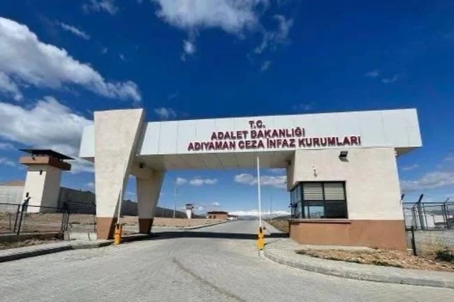 Adıyaman'da uyuşturucu taciri Jandarma'ya takıldı