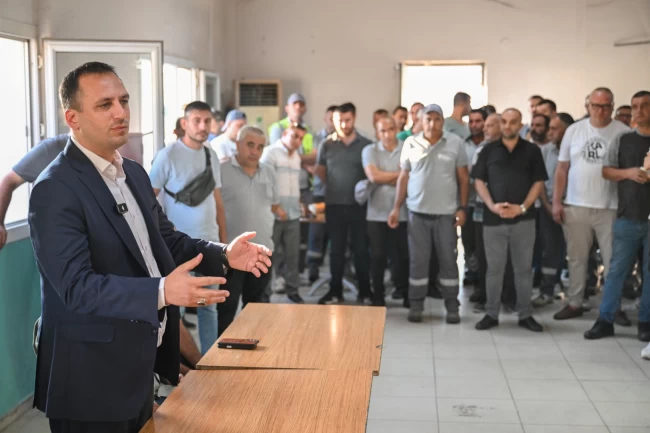 İzmir Bornova'da emekçilere anlamlı ziyaret