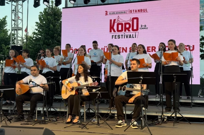 LÖSEV gönüllüleri İBB Korolar Festivali'nde