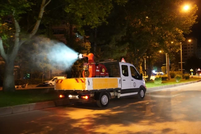 Eskişehir Büyükşehir'den haşerelerle yoğun mücadele