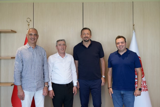 Çayırova Basketbol heyetinden Türkoğlu'na ziyaret