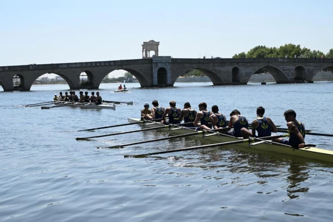 Meriç Nehri'nde Türkiye Kupası kürek yarışları nefes kesti