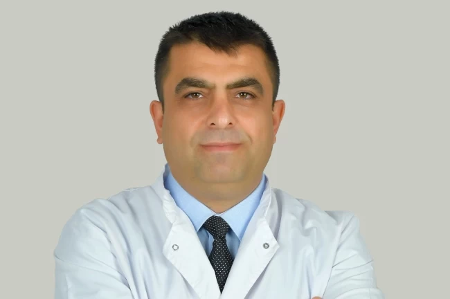 Bursa'da 2 yaşındaki bebeğin böbreğindeki taşa başarılı operasyon