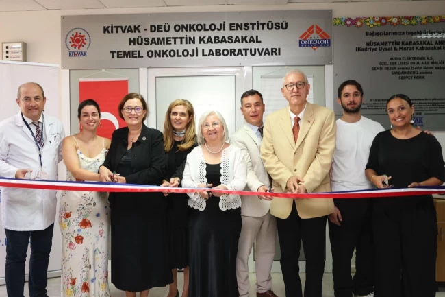 DEÜ'de yenilenen Onkoloji laboratuvarı hizmete açıldı
