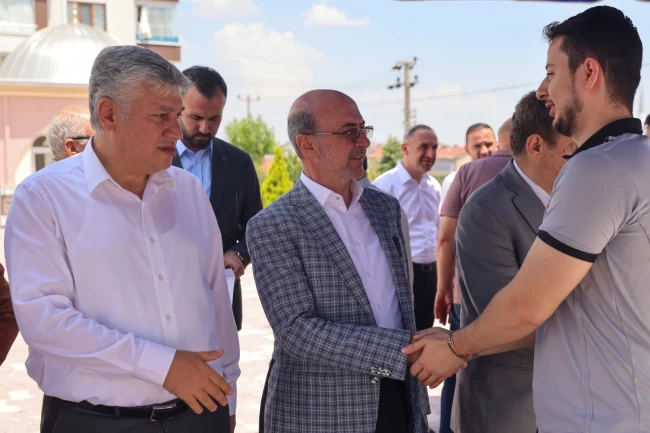 Başkan Pekyatırmacı Hanaybaşı'nda vatandaşlarla buluştu