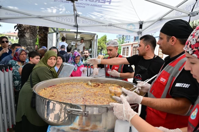 Manisa'da merhum Başkan vefatının 40. gününde anıldı