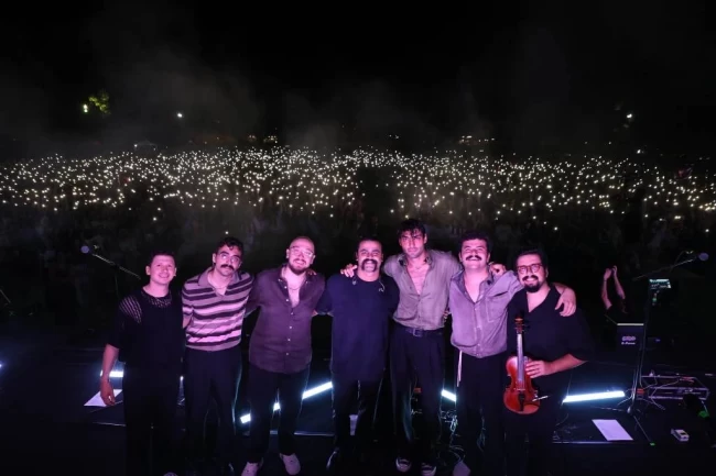 Bursa İnegöl'de festival Dedublüman konseriyle zirveye ulaştı