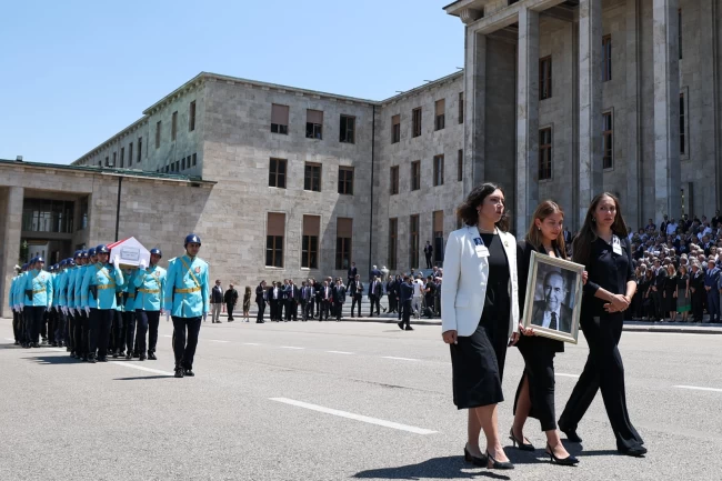 Altan Öymen için Ankara'da son görev... 22 Temmuz'da İstanbul'da defnedilecek