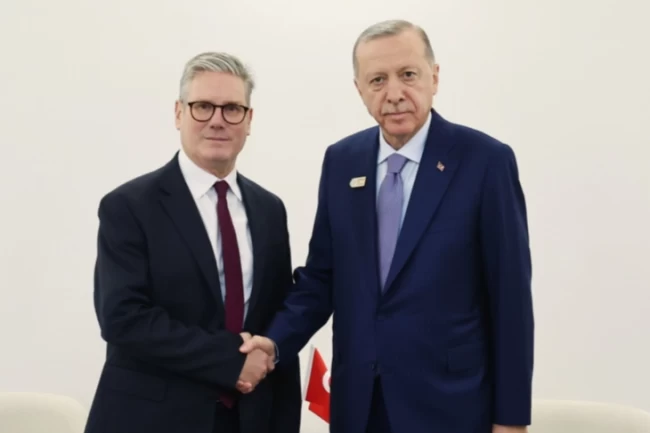 Cumhurbaşkanı Erdoğan Starmer ile görüştü