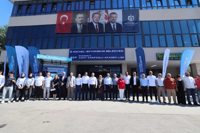 Kocaeli Büyükşehir'den bir 'akademi lise' daha