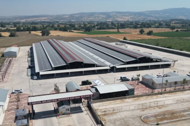 İnegöl Belediyesi'nin elektrik faturası sıfırlandı "Enerjisi artık güneşten"