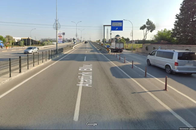 Sakarya'da Topça Köprüsü'nde trafik düzenlemesi