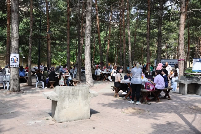 Sivas'ta Sevgi Teyze'ye duyarlı destek