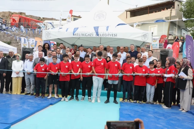 Kayseri Melikgazi'den gençlere yeni spor okulu