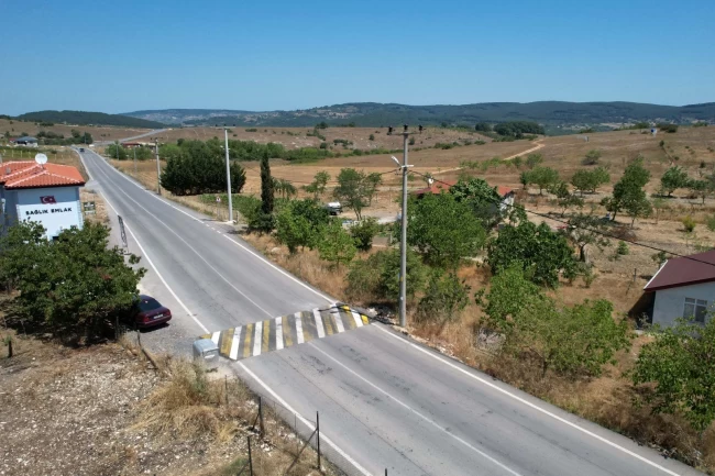 Kandıra Akçaova yolu konforlu ve güvenli
