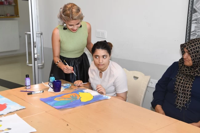 Malatya'da otizmli çocuklar yeteneklerini sergiliyor
