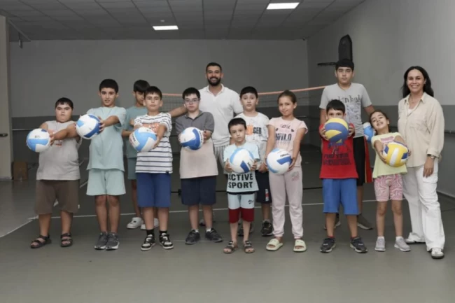 Mersin Büyükşehir'den engelsiz yaz kursu