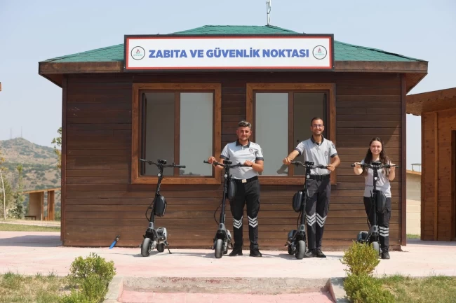 Nevşehir Kahveci Dağı'nda Scooterli güvenlik görevlileri