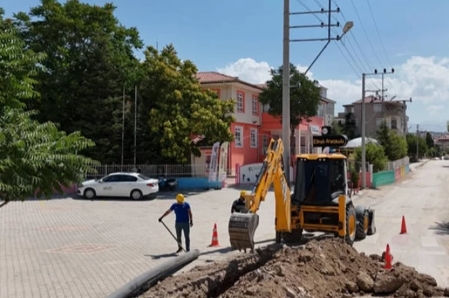 Antalya'da 50 yıllık eski borular yenilendi