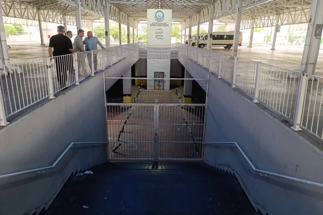 Bursa Gemlik'te perşembe pazarının üzeri kapanacak