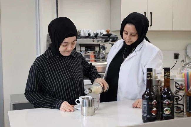 Kocaeli'nin özel 'Gonca'sı engelleri kaldırıyor