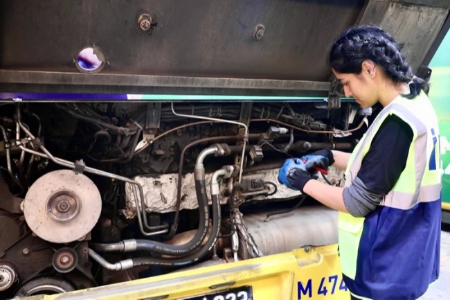 İETT bakım onarımı kadınlara emanet