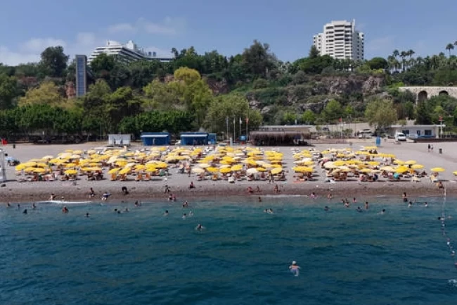 Antalyalılardan Büyükşehir plajlarına tam not