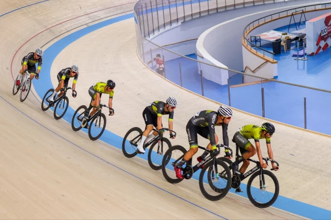 Pist bisikletinde Konya fırtınası