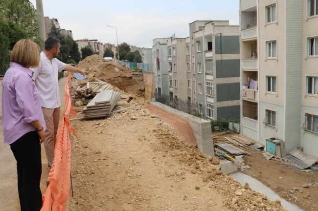 Başkan Hürriyet istinat duvarı çalışmasını yerinde denetledi