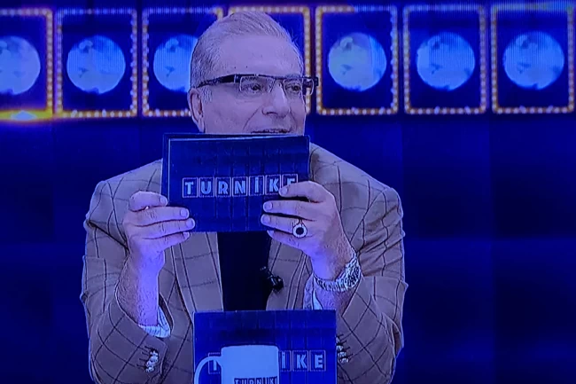 Mehmet Ali Erbil'den 'Düzce Tütün Kolonyası'na övgü