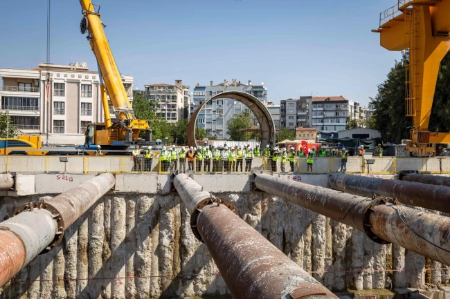 İzmir Buca Metrosu'nda tünel kazıları yüzde 77'ye ulaştı