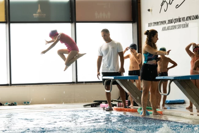 İzmir'de yaz spor okullarına ilgi yoğun